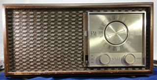 Vintage Retro Zenith Tube Radio Model M730 Am/fm Wood Case