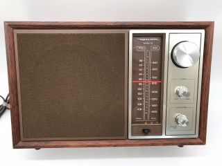 Vintage Radio Shack Realistic Mta - 11 Am/fm Radio Model No.  12 - 690