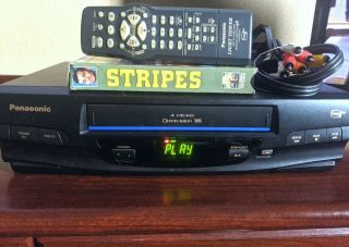 Panasonic Pv - V4020 Vcr Vhs Player With Remote And Cables Great