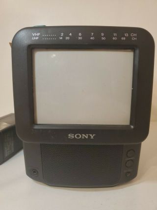 SONY Color Watchman TV AM/FM Radio Model FDT - 5BX5 2