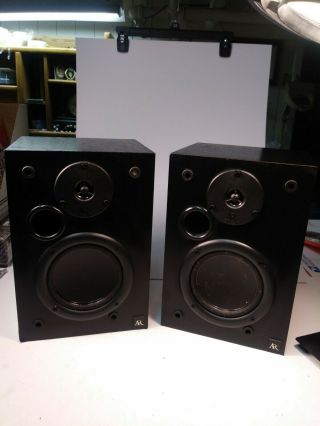 Acoustic Research Performance Ar - 215ps,  Bookshelf Speakers.  Very Powerful.