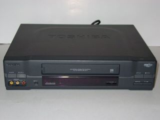 Toshiba M672 Stereo Hi - Fi Vhs Vcr Video Cassette Recorder Player