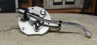 Tonearm With Counterweight From Yamaha Yp - B2 Turntable