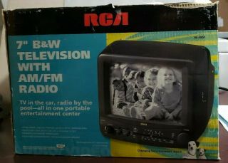 Vintage Rca 7 " B&w Television Am/fm Radio Portable Cp