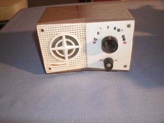 Vintage Collectable Two - Tone Japanese Tube Radio