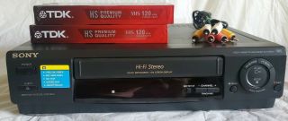 Sony Slv - 678hf Vhs Vcr Player Recorder No Remote & 2 Tdk Blank Tapes