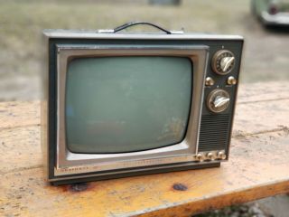Assembled Heathkit Gr - 104c Crt 12 " Portable Television Set