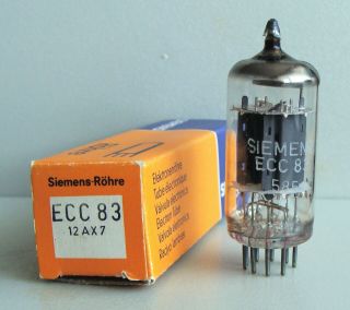 1 X Siemens Ecc83 (12ax7) Tube,  Nib,  17mm Smooth Plate,  Ei
