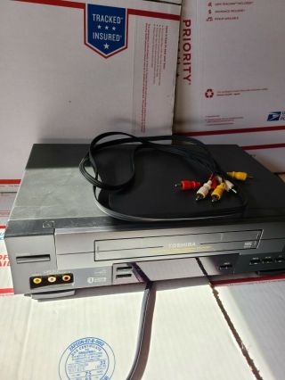 Toshiba Vcr With W - 528 Vhs Tape Player 4 Head Hi - Fi