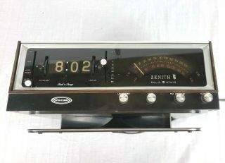 Vintage Zenith Circle Of Sound Clock Radio Solid State Electronic C472w