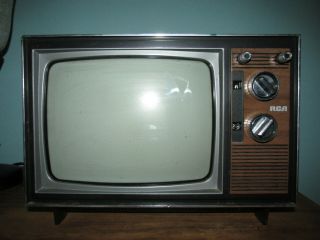 Vintage 9 " Wood Grain Rca Tv Television Model Ar 092 W Dated 1973 Parts/repair
