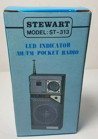 VINTAGE STEWART AM/FM PORTABLE POCKET RADIO MODEL ST - 313 3