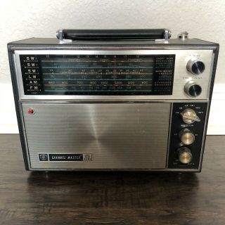 Vintage Channel Master Model 6437a Fm/am/lw/sw 6 - Band Radio