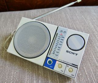 Vintage Sony Icf - S30w Fm Am 2 Band Receiver Radio Made In Japan