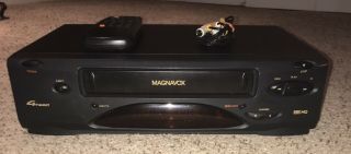 Magnavox Vcr Video Cassette Recorder Vhs Player Vru240 Remote & Cables