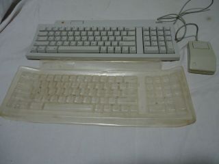 Apple Keyboard Ii M0487and Desktop Bus Mouse G5431,  Parts