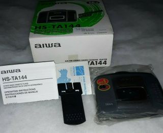 Vintage AIWA HS - TA144 AM/FM Cassette Walkman 2