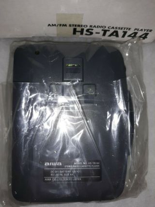 Vintage AIWA HS - TA144 AM/FM Cassette Walkman 3