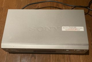 Sony SLV - N700 VCR,  4 head Hi - Fi Stereo great 2