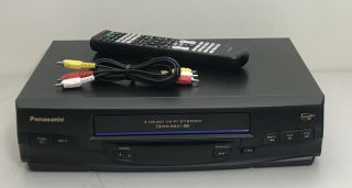 Panasonic PV - V4520 VCR VHS Player Omnivision 4 Head HI - FI Stereo W/ Remote Japan 3