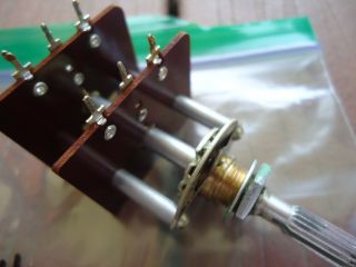 Pioneer SX - 1010 Stereo Receiver Parting Out Sub Bass Potentiometer ACV - 132A 2