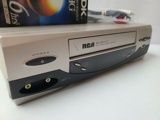 RCA VR556 VCR 4 - Head VHS Player Video Cassette Recorder and Tape 2