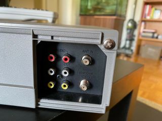 Sanyo VWM - 900 4 Head Hi - Fi Stereo VHS VCR,  w/ Remote 3