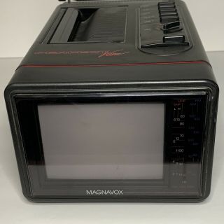 1989 Vintage Magnavox 5” Perfect View Portable TV and Radio Model CJ3922 3
