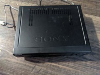 Sony SLV - 677HF VCR Hi Fi VHS Recorder Player No Remote - 2