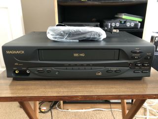 Phillips Magnavox Vcr Vhs Player Vr401bgm22 With Remote
