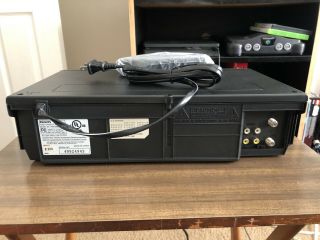 Phillips Magnavox VCR VHS Player VR401BGM22 With Remote 3