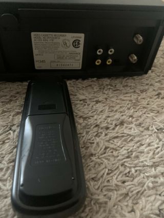Magnavox VHS / VCR Player / Recorder Model VRT222AT w/ Remote - 3
