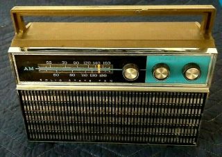 Vintage Sears Am Radio Silvertone Solid State Ten Properly