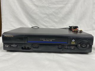 PANASONIC PV - V4611 VHS VCR - & - No Remote Cables. 2