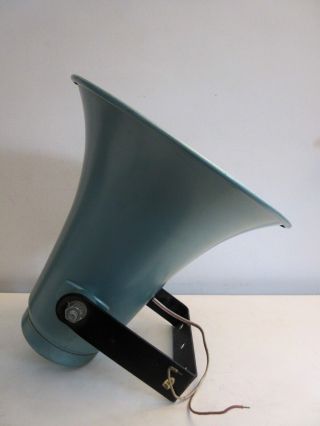 Vtg Large Realistic Power Horn Speaker Model 40 - 1238d 30 Watts Pa System