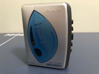 Sony Walkman Wm - Fx193 Stereo Cassette Player Fm/am Radio With Avls