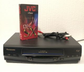 Panasonic Pv - V4020 Omnivision Vcr Vhs Player/recorder [no - Remote]