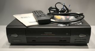 Toshiba 4 Head Hi - Fi Stereo Vhs/vcr Model M - 655 - Great