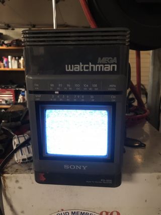 Sony Mega Watchman Fd - 510 Portable B&w Tv Fm/am Radio W/ Cord Great