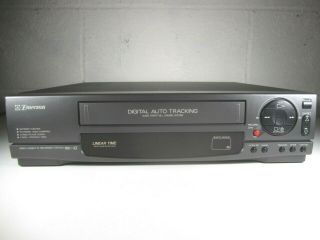 Emerson Vcr Player Video Cassette Recorder Vhs Tape Player W/ Cable Vcr2000