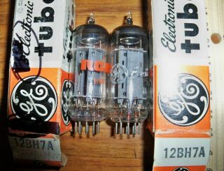 2 Strong Matched Ge Long Gray Plate O Getter 12bh7a Tubes - 1 Labeled Rca