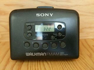 Sony Walkman Wm - Fx211 Retro Cassette Player & Built - In Fm/am Radio
