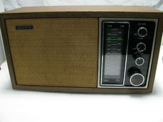 Vintage Sony Am Fm 2 Band Table Top Radio Model Tfm - 9440w