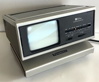 1982 Space Age Panasonic Am/fm Digital Clock Radio With B&w Tv Bisider