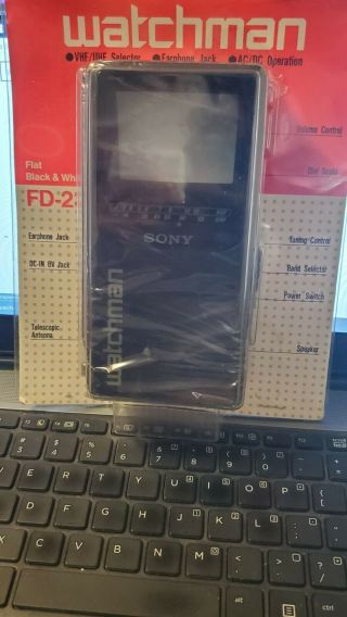 Sony Watchman Fd - 230 Portable 2.  7 " Black & White Tv Nos Retro