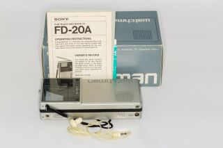 Sony Watchman Fd - 20a Analog Flat Black & White Portable Tv 1984