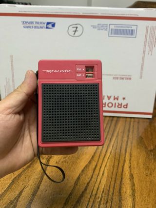 Vintage Realistic 12 - 721 Portable Am - Fm Radio