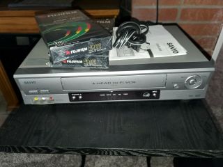 Sanyo Vcr Player/4 Head Hi - Fi/model - Vwm - 900/vhs/tested - And 2 Blank Tapes