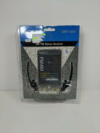 Vintage Sony Walkman Srf - 19w Am Fm Radio W/headphones In Package
