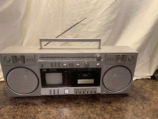 Montgomery Ward Portable TV - AM/FM Stereo Cassette Recorder 3998 2